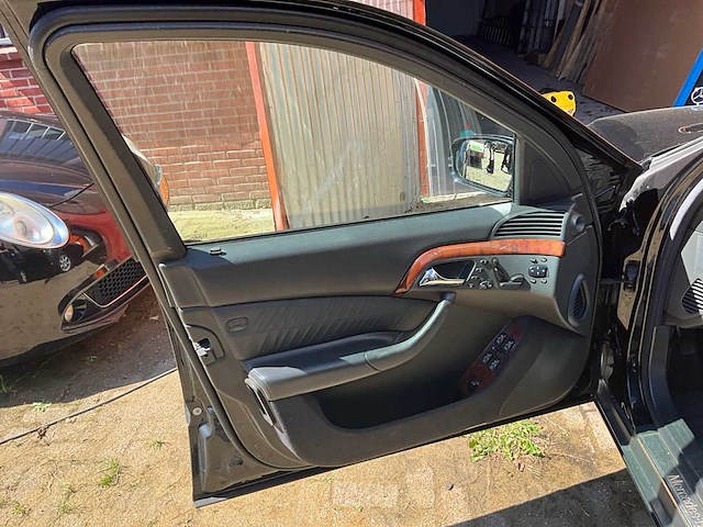 2002 mercedes-benz s-klasse 320 personenauto - afbeelding 32 van  36