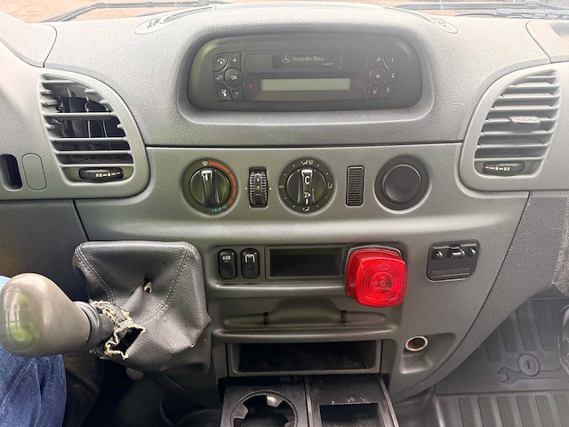 2002 mercedes-benz sprinter 311 cdi 2.2 402 hd bakwagen - afbeelding 3 van  9