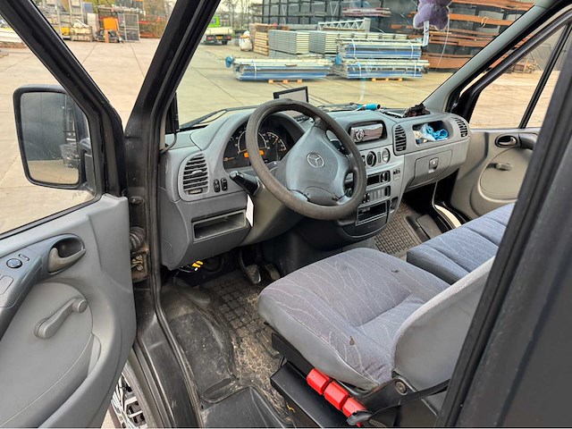 2002 mercedes-benz sprinter 903,6 p paardenwagen - afbeelding 13 van  39
