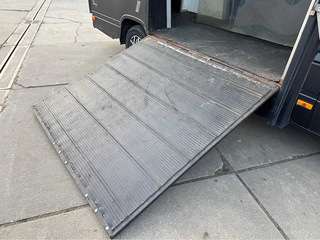 2002 mercedes-benz sprinter 903,6 p paardenwagen - afbeelding 2 van  41