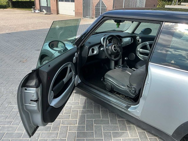 2002 mini 1.6 cooper pepper personenauto - afbeelding 3 van  14