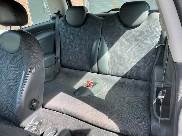 2002 mini 1.6 cooper pepper personenauto - afbeelding 6 van  14