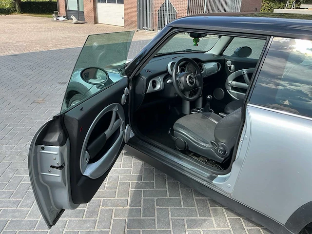 2002 mini 1.6 cooper pepper personenauto - afbeelding 3 van  15
