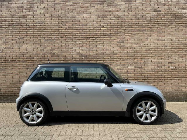 2002 mini cooper 1.6 chili airco personenauto - afbeelding 8 van  14