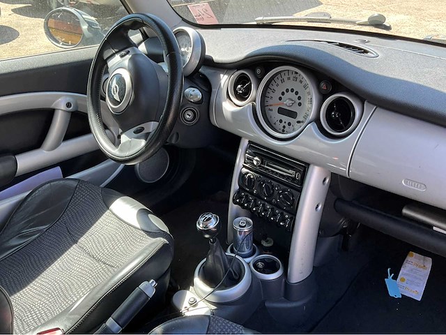 2002 mini mini 1.6 one salt personenauto - afbeelding 9 van  28
