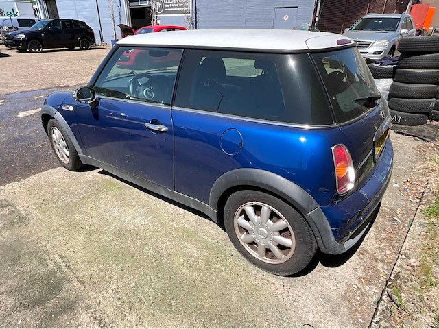 2002 mini mini 1.6 one salt personenauto - afbeelding 25 van  28