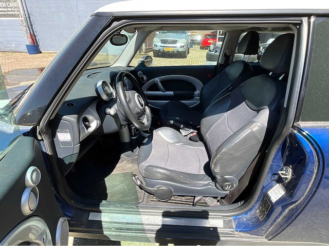 2002 mini mini 1.6 one salt personenauto - afbeelding 27 van  28