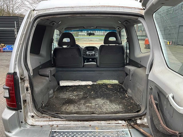 2002 mitsubishi pajero 3.2 glx bedrijfswagen 07-bf-lv - afbeelding 19 van  34