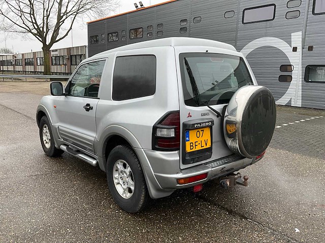 2002 mitsubishi pajero 3.2 glx bedrijfswagen 07-bf-lv - afbeelding 18 van  34