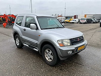 2002 mitsubishi pajero 3.2 glx bedrijfswagen 07-bf-lv - afbeelding 34 van  34