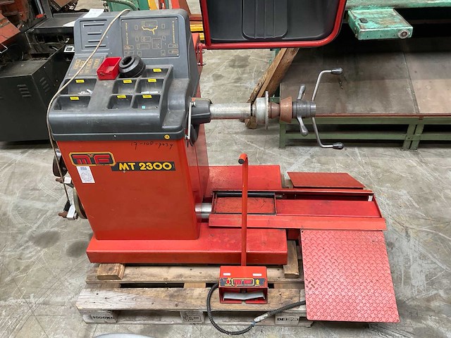 2002 mondolfo mt2300 banden balanceerapparaat - afbeelding 2 van  5