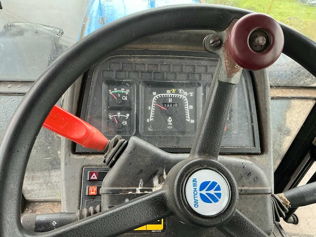 2002 new holland tm 115 vierwielaangedreven landbouwtractor - afbeelding 28 van  32
