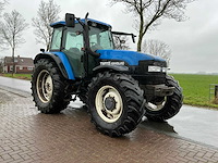 2002 new holland tm 115 vierwielaangedreven landbouwtractor - afbeelding 4 van  32