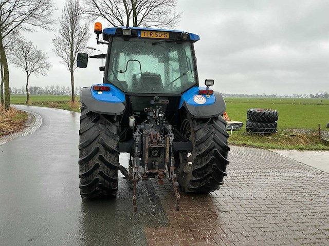 2002 new holland tm 115 vierwielaangedreven landbouwtractor - afbeelding 8 van  32