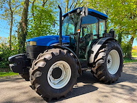 2002 new holland tn70da vierwielaangedreven landbouwtractor - afbeelding 1 van  12