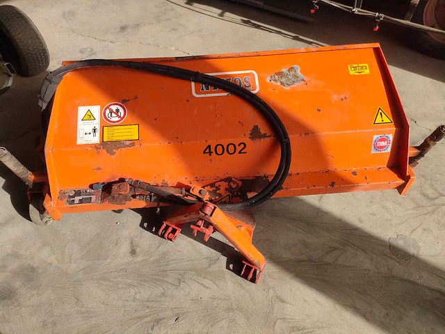 2002 nimos hbt 145 straatveegmachine - afbeelding 3 van  4
