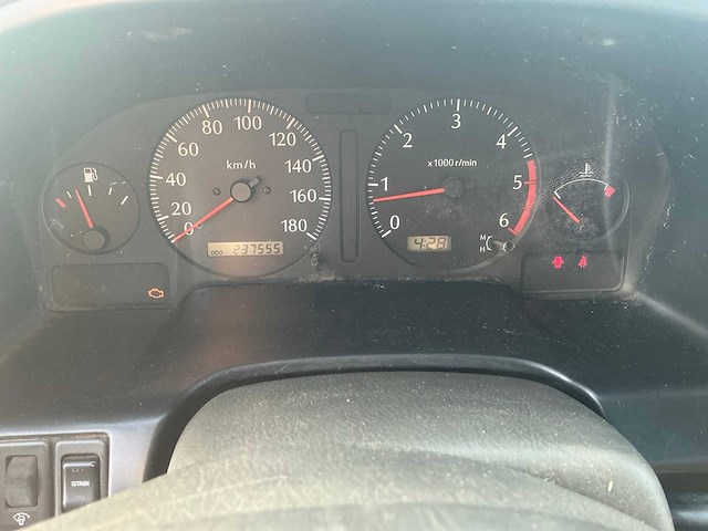 2002 nissan patrol gr 3.0di turbo bedrijfswagen - afbeelding 17 van  31