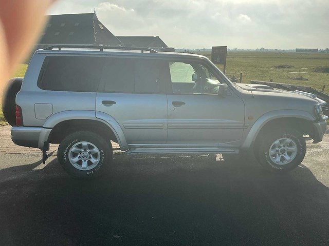 2002 nissan patrol gr 3.0di turbo bedrijfswagen - afbeelding 28 van  31