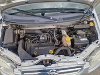 2002 opel agila 1.2-16v comfort personenauto - afbeelding 4 van  17
