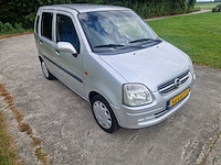 2002 opel agila 1.2-16v comfort personenauto - afbeelding 1 van  17