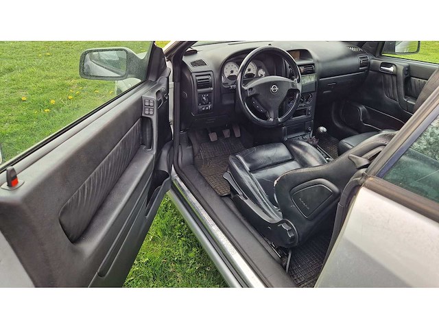 2002 opel astra cabriolet 1.6-16v personenauto - afbeelding 8 van  11
