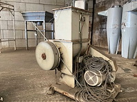 2002 pallmann ipsg500x750f2-05 granuleermachine - afbeelding 1 van  9