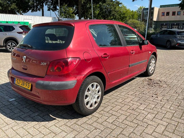 2002 peugeot 307 1.6-16v xt personenauto - afbeelding 31 van  33