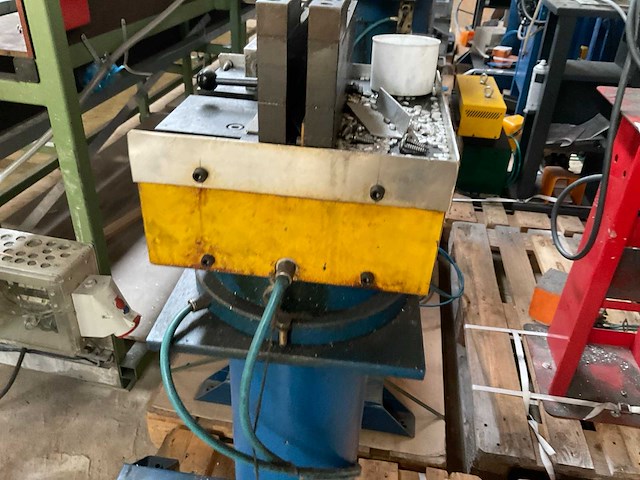 2002 presta eisele 27/1048000 umbau aluminium profiel ponsmachine met toebehoren - afbeelding 6 van  14