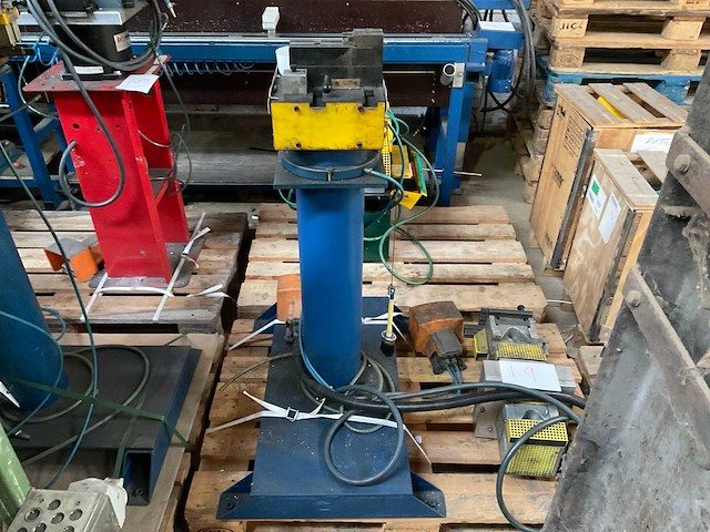 2002 presta eisele 27/1048000 umbau aluminium profiel ponsmachine met toebehoren - afbeelding 13 van  14