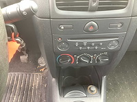 2002 renault clio 1.6-16v dynamique personenauto - afbeelding 4 van  15