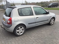 2002 renault clio 1.6-16v dynamique personenauto - afbeelding 12 van  15