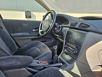 2002 renault laguna 1.8-16v expression personenauto - afbeelding 17 van  17