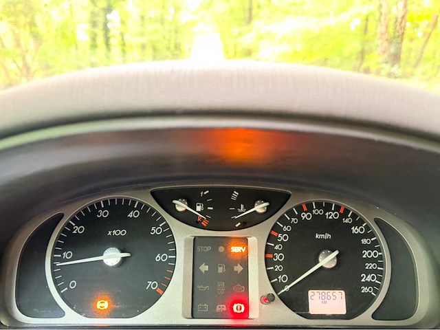 2002 renault laguna grand tour lpg 1.8-16v expression personenauto - afbeelding 5 van  11