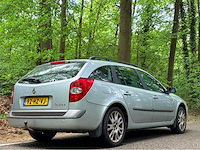 2002 renault laguna grand tour lpg 1.8-16v expression personenauto - afbeelding 8 van  11