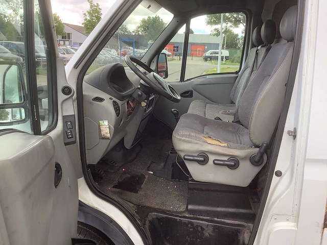 2002 renault master bedrijfswagen - afbeelding 2 van  16