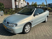 2002 renault mégane cabrio 1.6-16v sport way personenauto - afbeelding 1 van  1