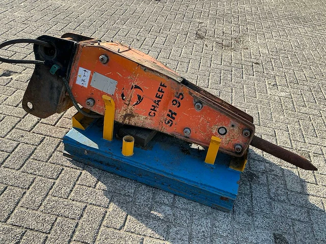 2002 schaeff hml22 banden graafmachine - afbeelding 13 van  28