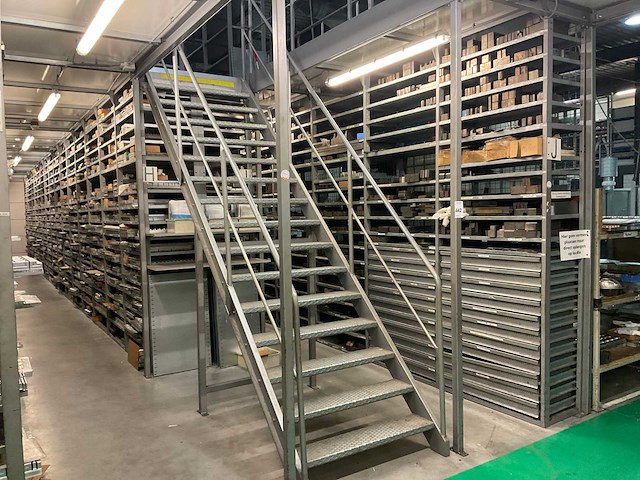 2002 schäfer r4000 entresolvloer - afbeelding 18 van  21