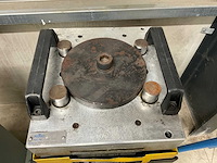 2002 schüco basispresse pneumatische persmachine - afbeelding 4 van  5