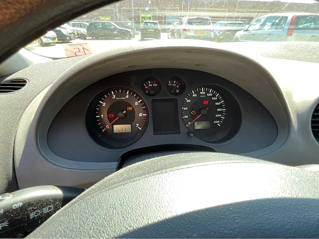 2002 seat ibiza 1.4-16v signo personenauto - afbeelding 6 van  31