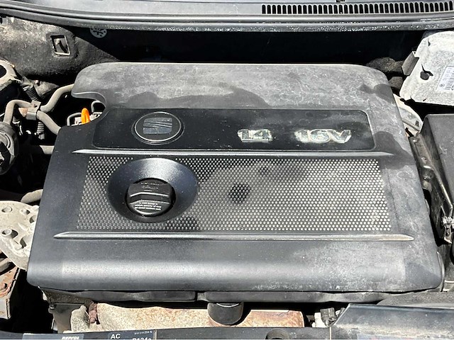 2002 seat ibiza 1.4-16v signo personenauto - afbeelding 17 van  31