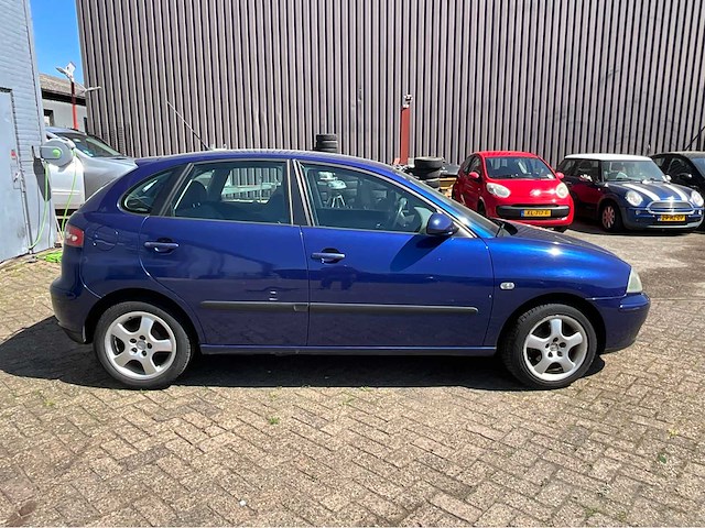 2002 seat ibiza 1.4-16v signo personenauto - afbeelding 26 van  31