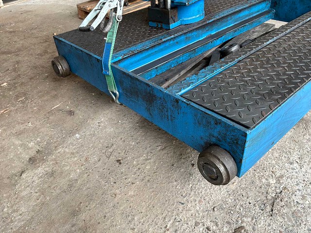 2002 slift thz 13/1200 hydraulische putkrik - afbeelding 3 van  8