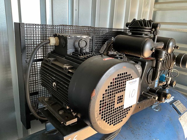 2002 stenhøj zuigercompressor - afbeelding 9 van  11