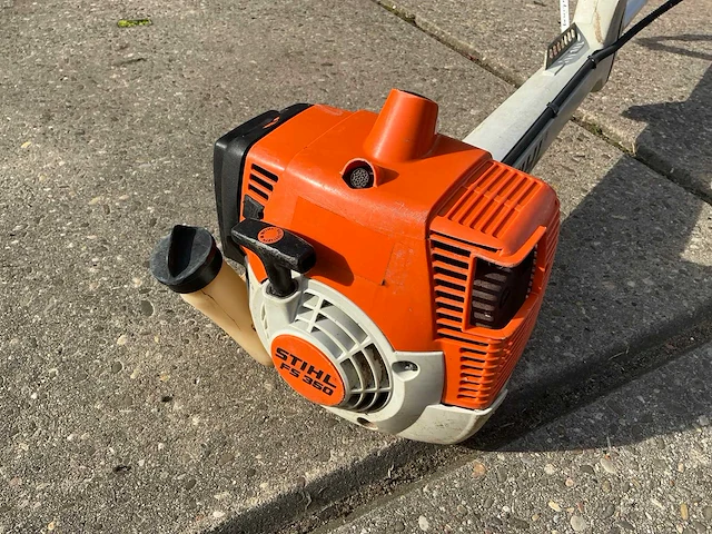 2002 stihl fs 350 bosmaaier - afbeelding 4 van  8