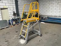 2002 stockmaster tracker verrijdbare trap - afbeelding 1 van  2