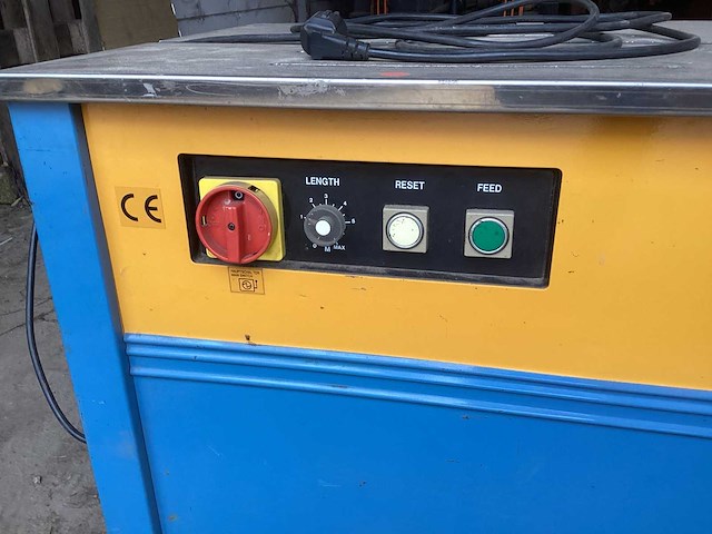 2002 strapex tp-201 minimat omsnoeringsmachine - afbeelding 4 van  7