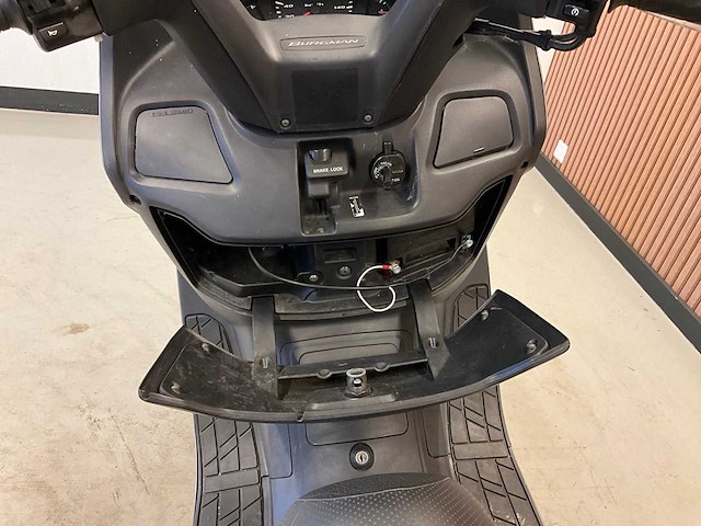 2002 suzuki burgman 400 motorscooter - afbeelding 9 van  23