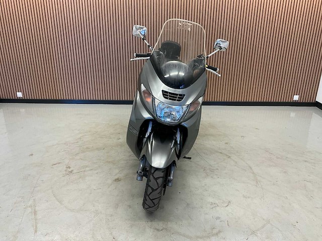 2002 suzuki burgman 400 motorscooter - afbeelding 22 van  23