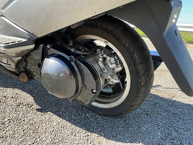2002 suzuki burgman 400 motorscooter - afbeelding 2 van  7